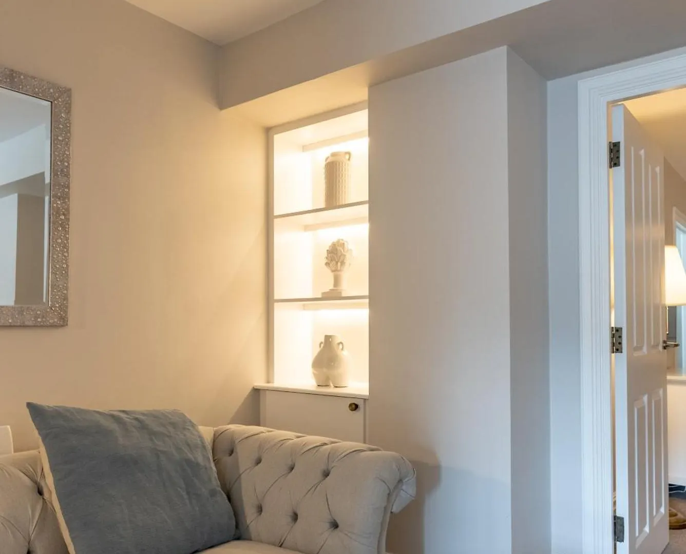 Brand New Riverside Apartment Christchurch  United Kingdom